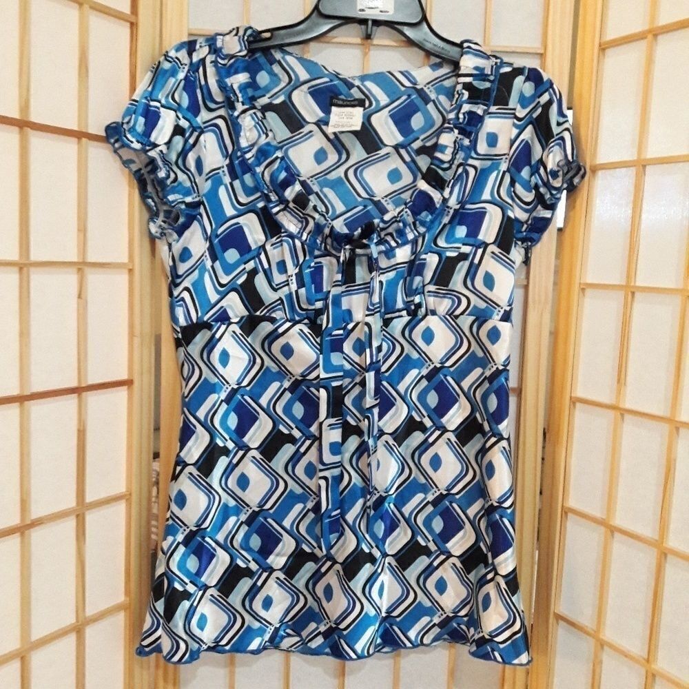 Maurices Geometric Print Tie Neck Top Sz M